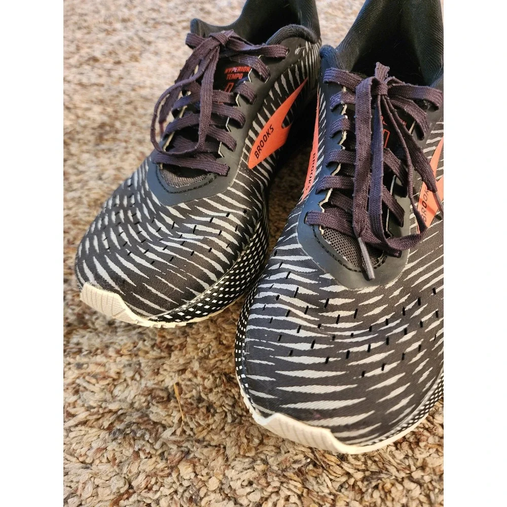 Brooks Hyperion Tempo Womens Running Shoes Black White Orange 1203281B026 Sz 8.5